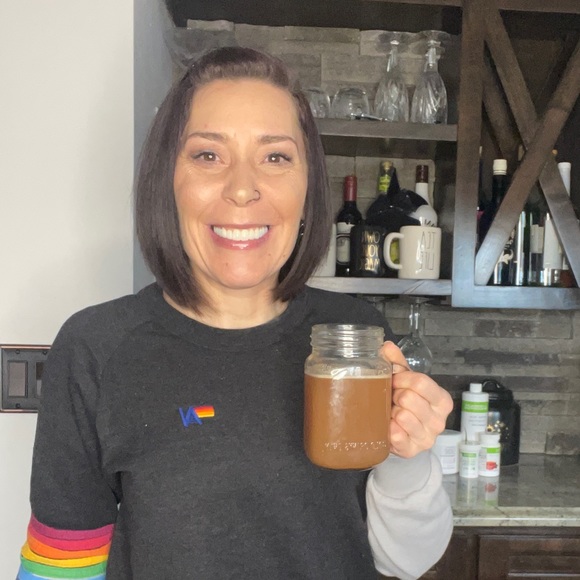 Meet the Posher Other - Meet your Posher, Jennifer